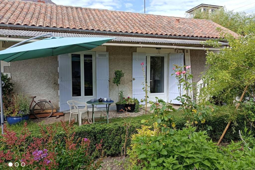 Un Paradis De Verdure En Plein Centre Ville Périgueux Exterior foto